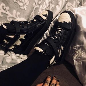 SALE! Giuseppe Zanotti Sneakers sz 9(Italian 40)